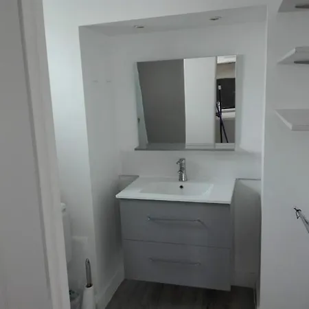 Apartment Le Numero 4 Joli Avec Jardin Clos *