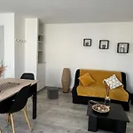 Le Numero 4 Joli Avec Jardin Clos *