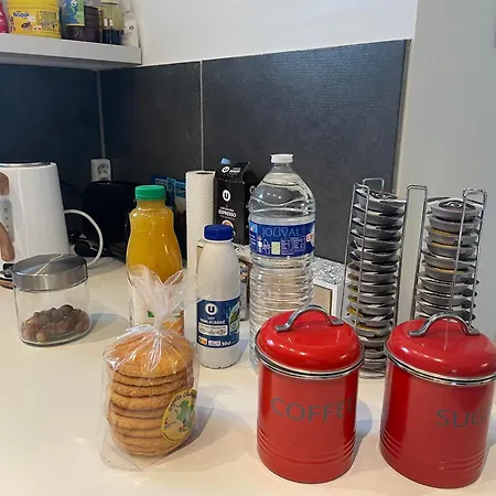 Le Numero 4 Joli Avec Jardin Clos *