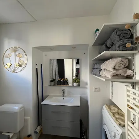 Le Numero 4 Joli Avec Jardin Clos Apartment La Tremblade