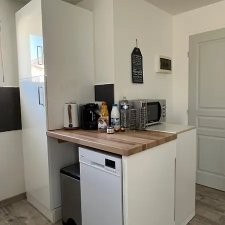 Le Numero 4 Joli Avec Jardin Clos Lägenhet